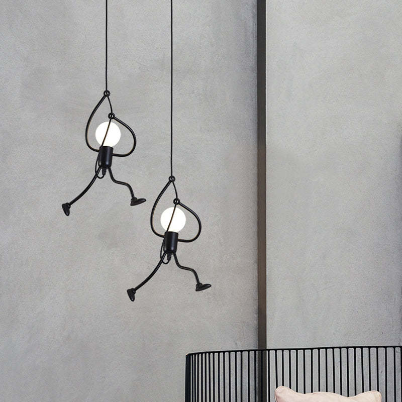 Suspension en Fer Retro Iron Man – Charme Vintage Ludique pour Intérieurs Uniques