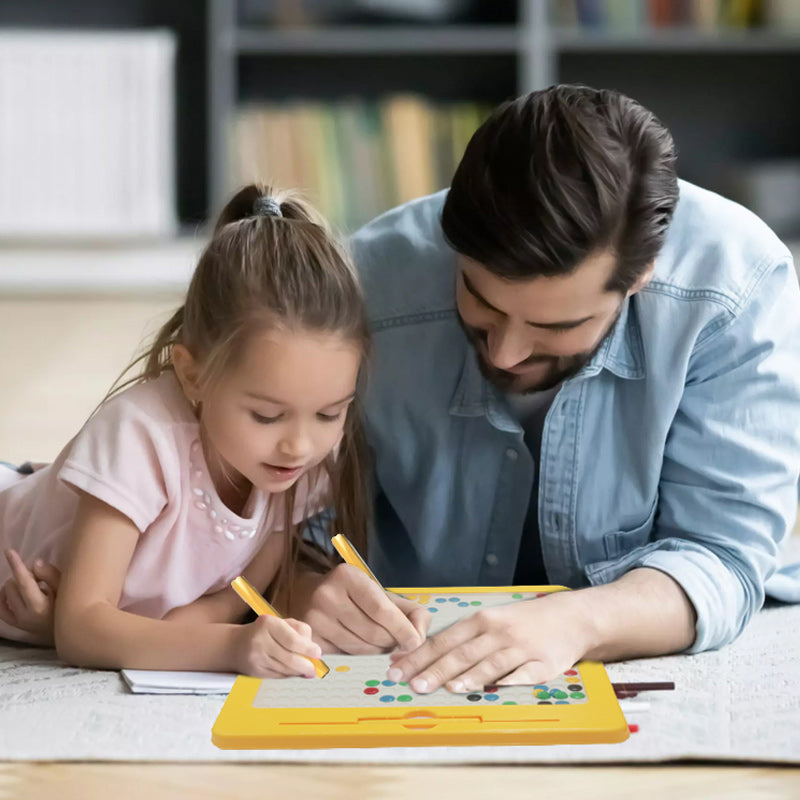 Tableau magnétique pour petites têtes créatives – MiniMaster