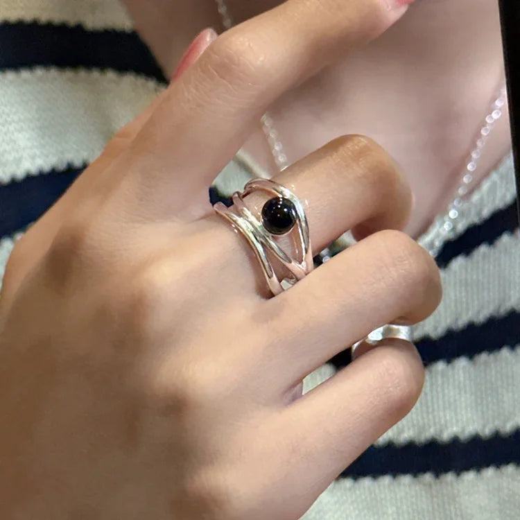 Bague Multilinien en Onyx Noir – Arden
