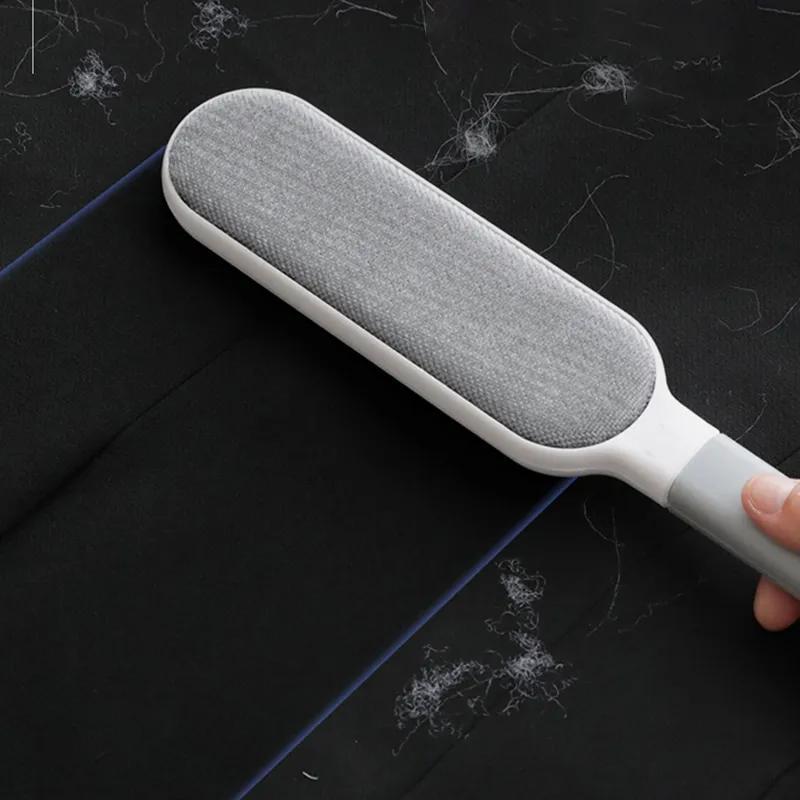 Brosse à Peluches VelvetTouch Luxe | Outil double face pour un enlèvement sans effort des poils d'animaux sur les vêtements, les meubles et les tapis