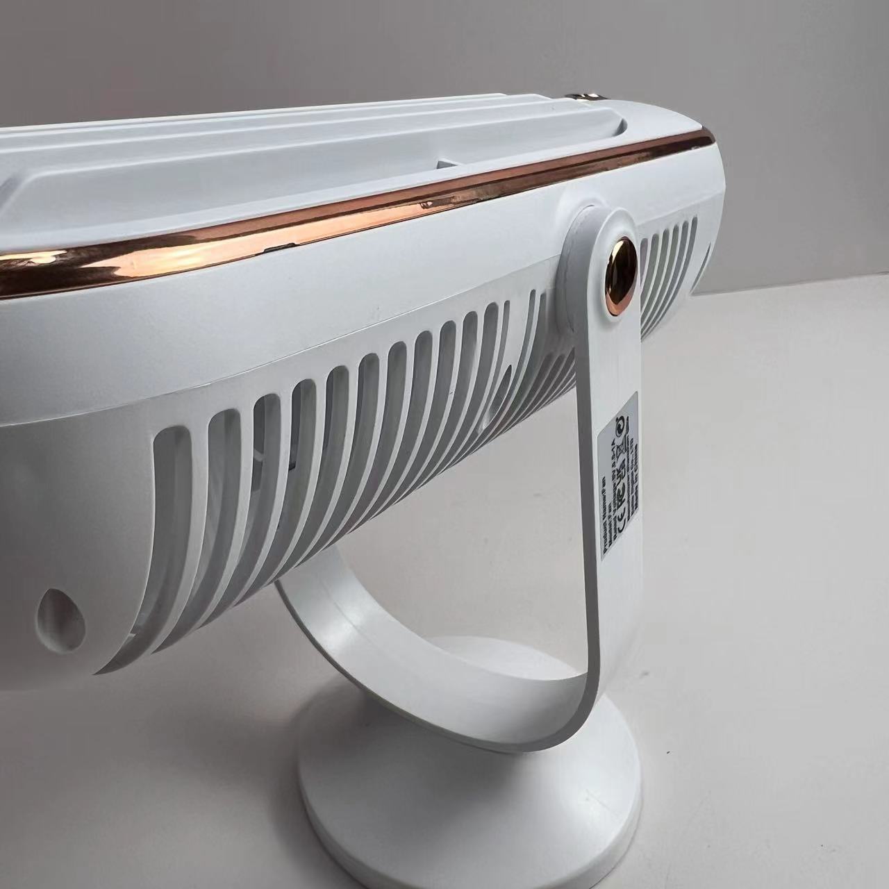 Ventilateur de Refroidissement AeroLux Elite | Double Moteur, Rotation à 720°, Rechargeable par USB & Ultra Silencieux pour un Confort Ultime Partout
