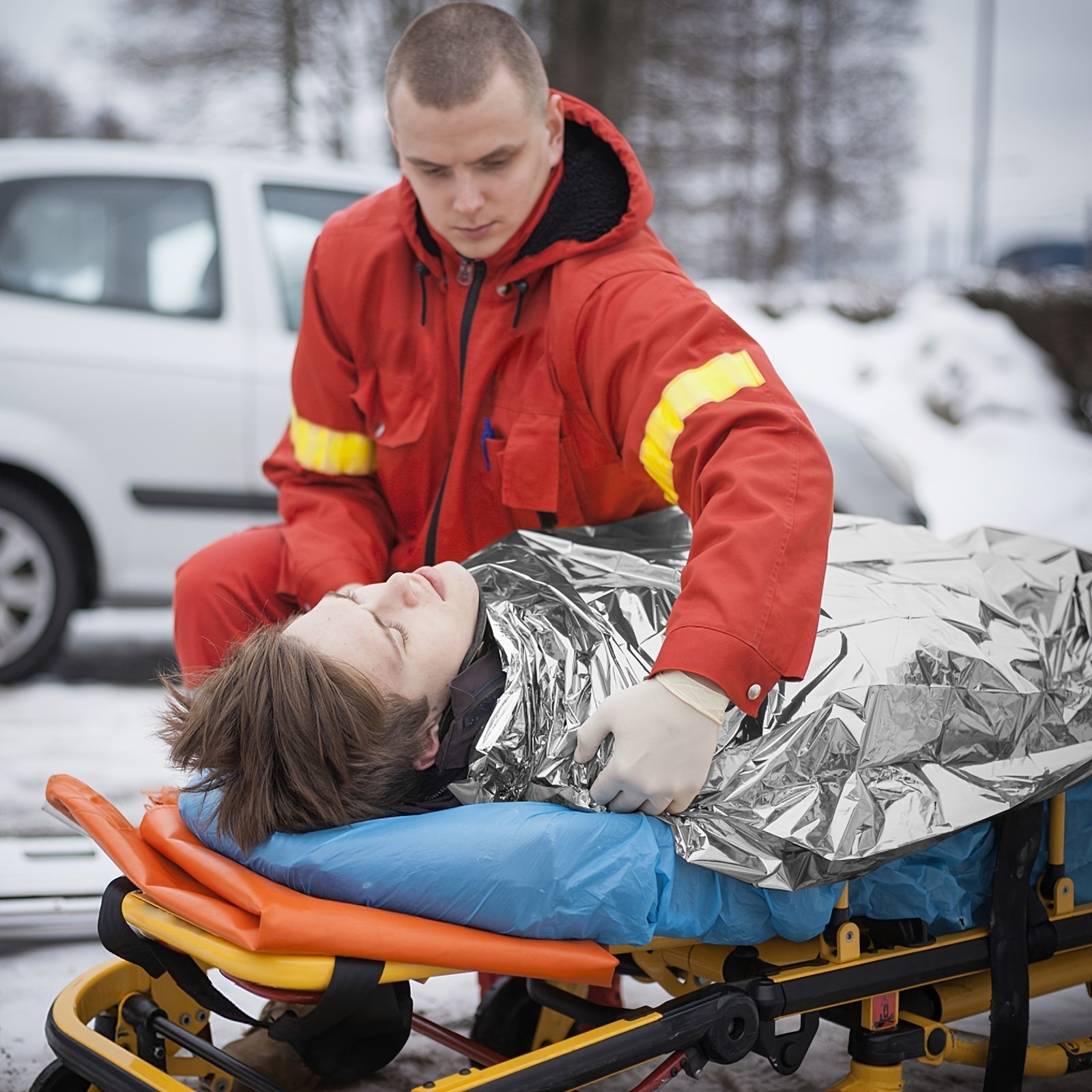 ThermoShield Couverture de Secours - Compacte et imperméable, pour une rétention optimale de la chaleur