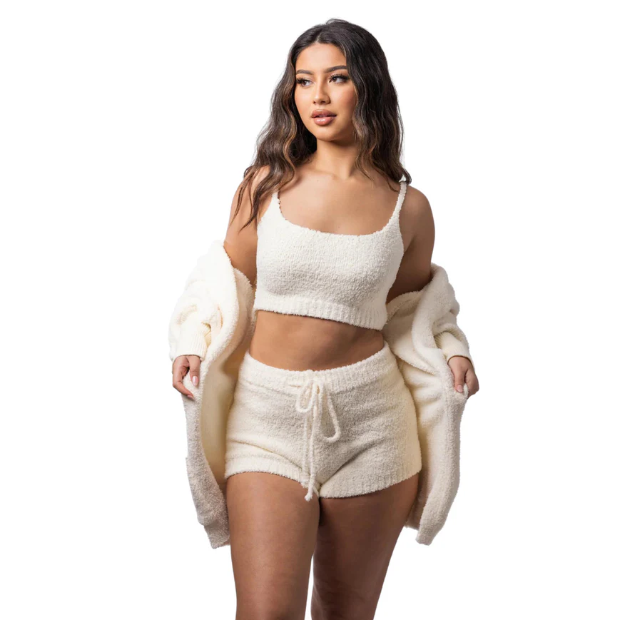 CozyVibe | Se sentir détendu, chic et à l'aise sans effort dans cet ensemble de pyjamas
