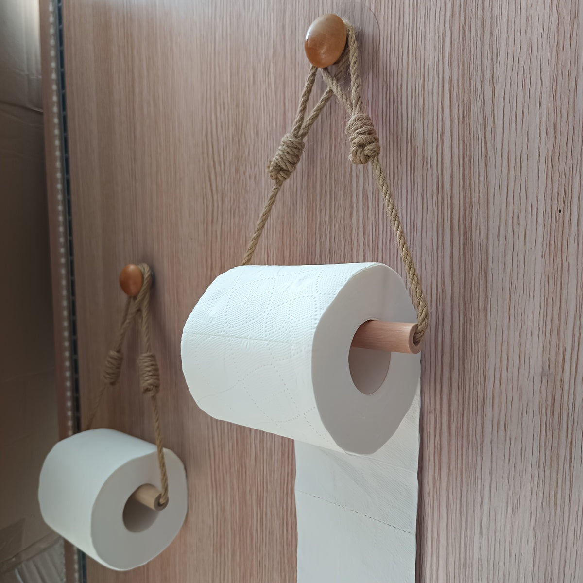 Support à Papier Toilette Rustique – Corde Macramé et Bâton en Bois pour Salle de Bain