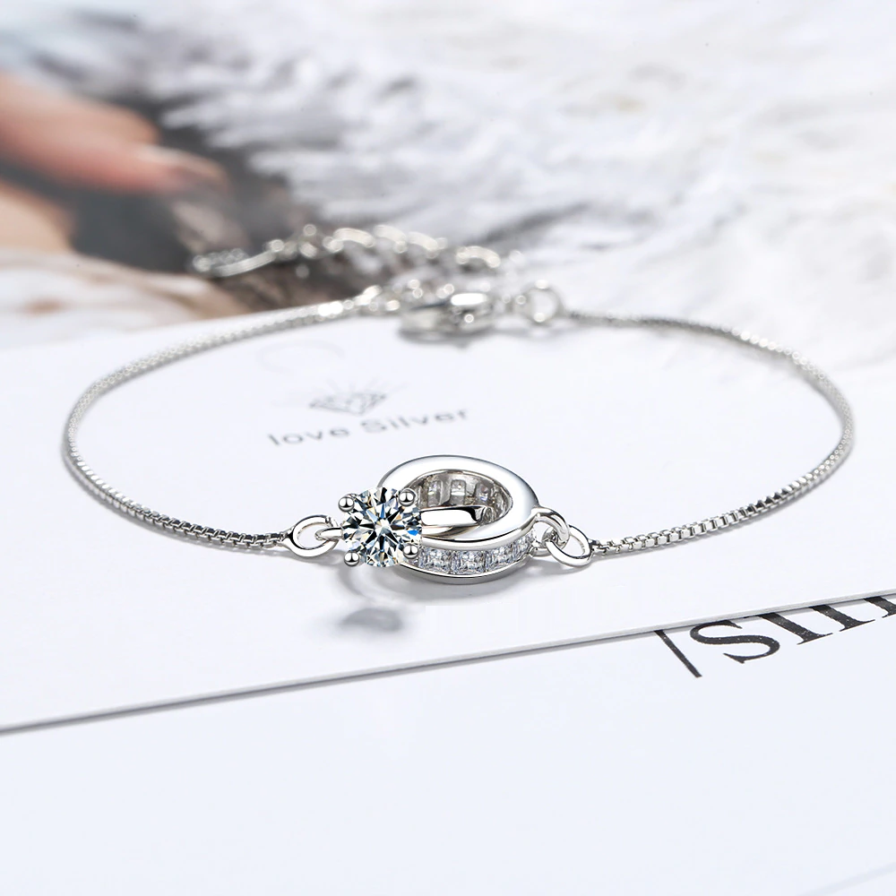 Bracelet avec pendentif de bague de fiançailles