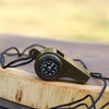 Sifflet de Secours avec Compas et Thermomètre – Design Durable et Flottant pour les Aventures de Survival et de Plein Air