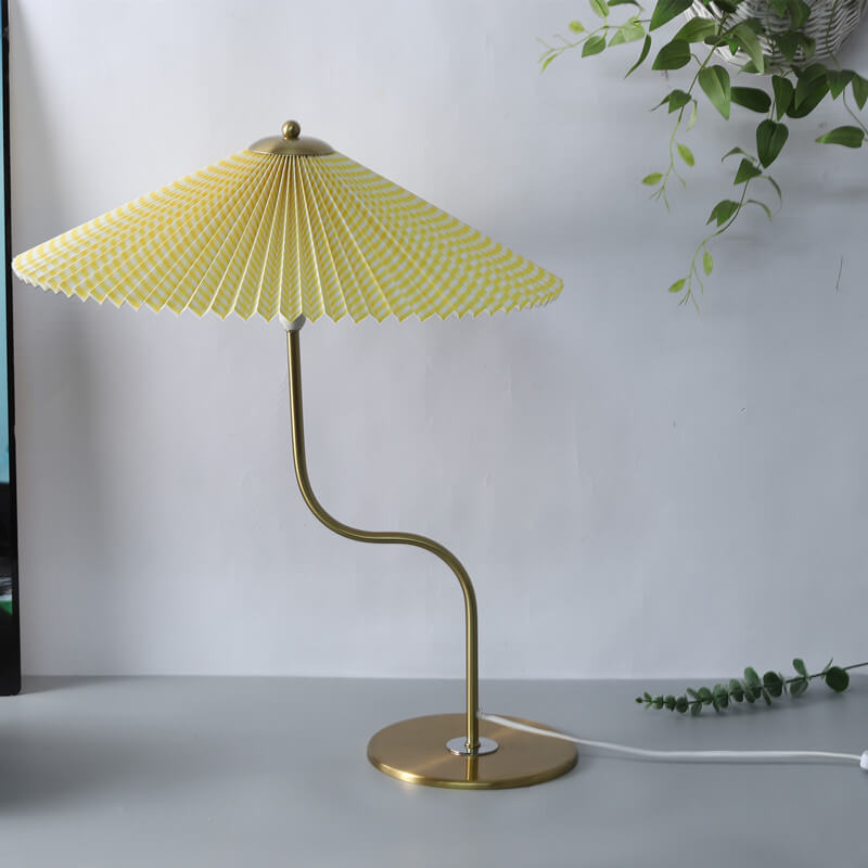 UmbrellaLamp – Lampe LED Tactile Élégante pour une Ambiance Tranquille