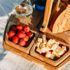 Table de Pique-Nique en Bois Pliable pour Vin – Plateau Rond de Snack Extérieur avec Porte-Gobelets pour un Dîner Élégant en Plein Air