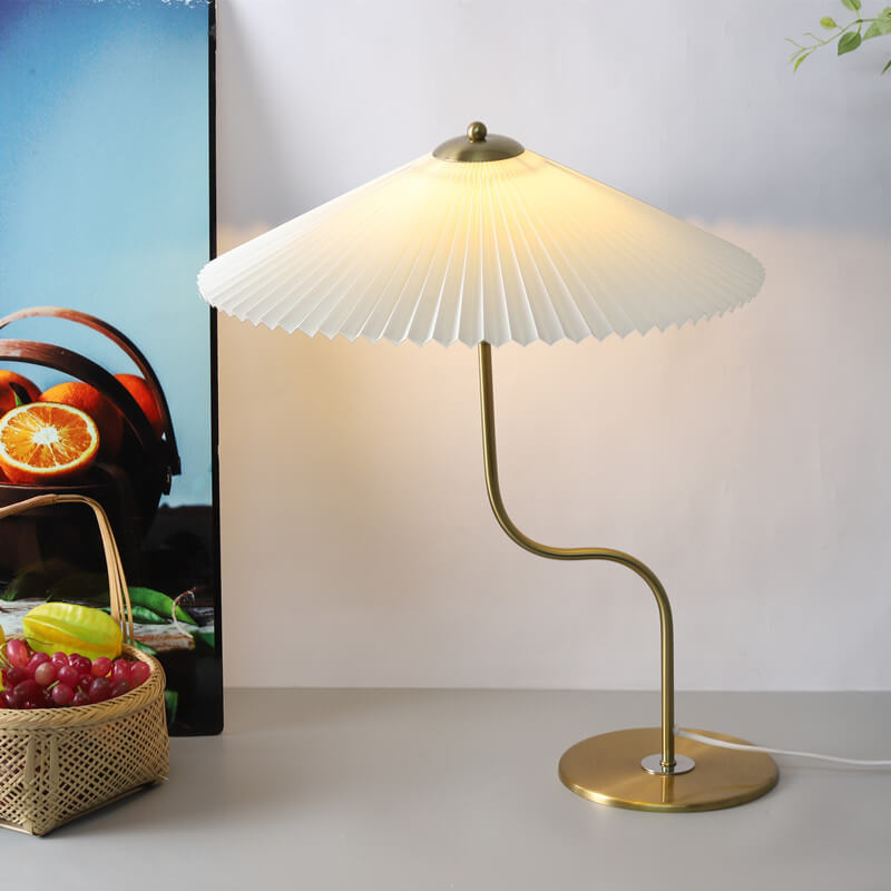 UmbrellaLamp – Lampe LED Tactile Élégante pour une Ambiance Tranquille