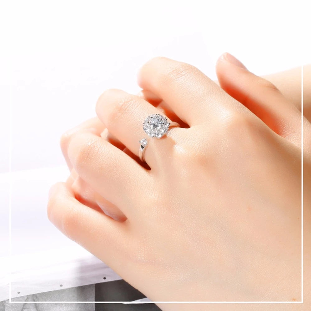 Bague avec cristal rotatif