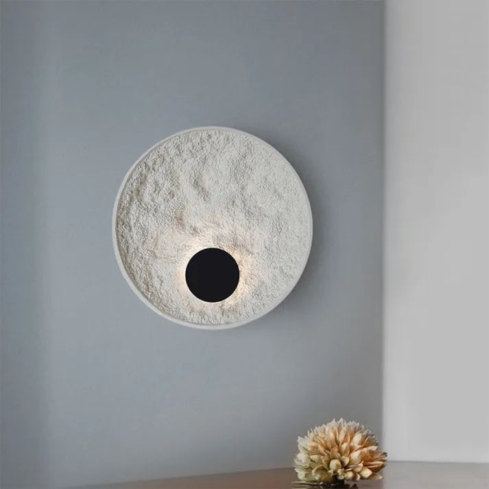 Applique Murale Globe Lune Ronde – Élégance Contemporaine avec Douce Lumière LED