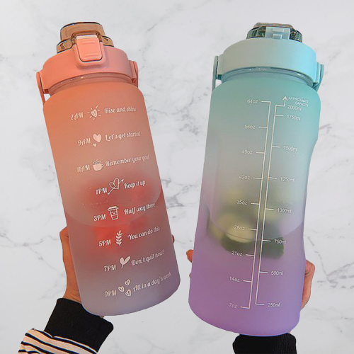 Bouteille d'eau motivante 2L avec repères horaires – HydroMotivator