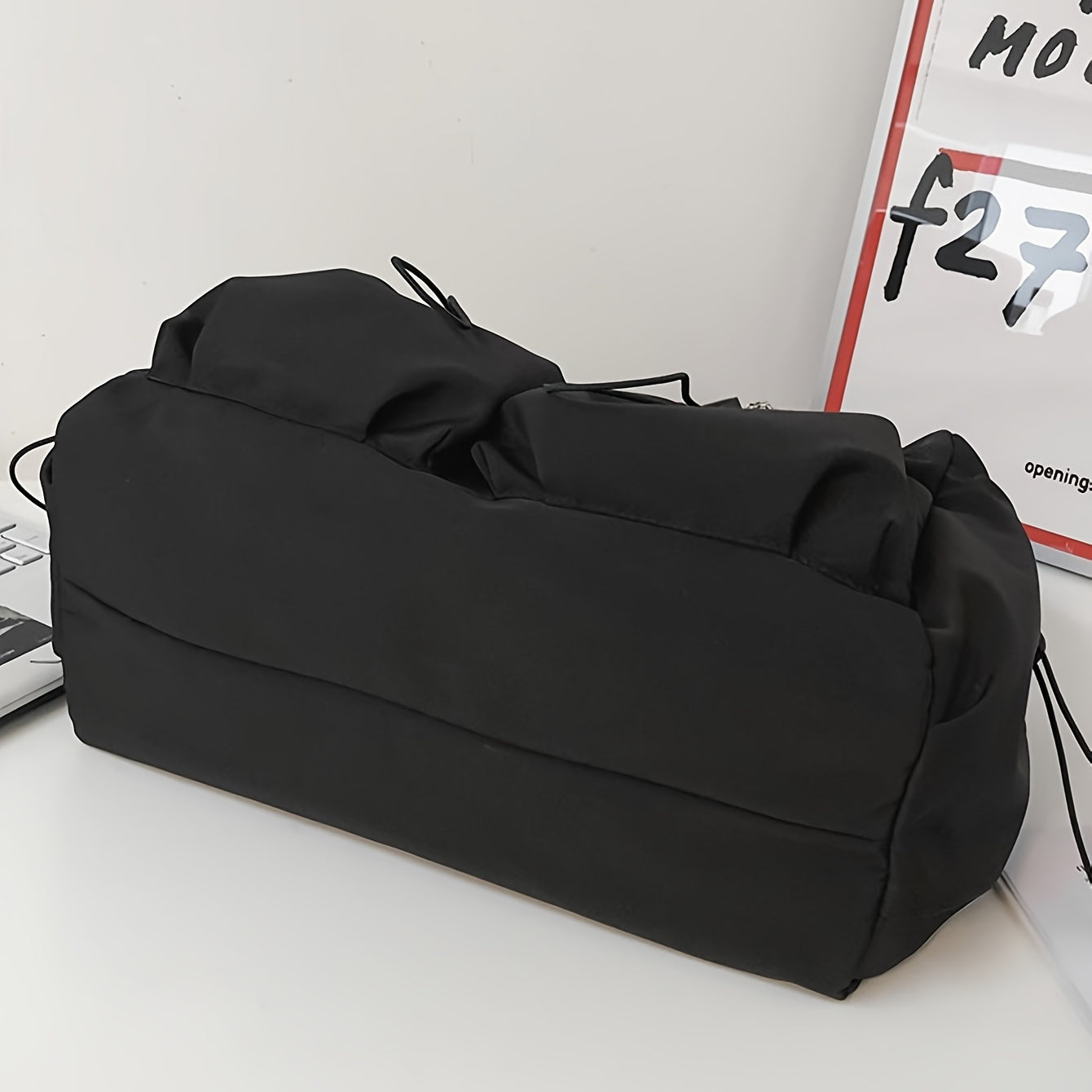 UrbanEase Sac Bandoulière – Sac à Dos avec Cordon de Serrage et Grande Capacité