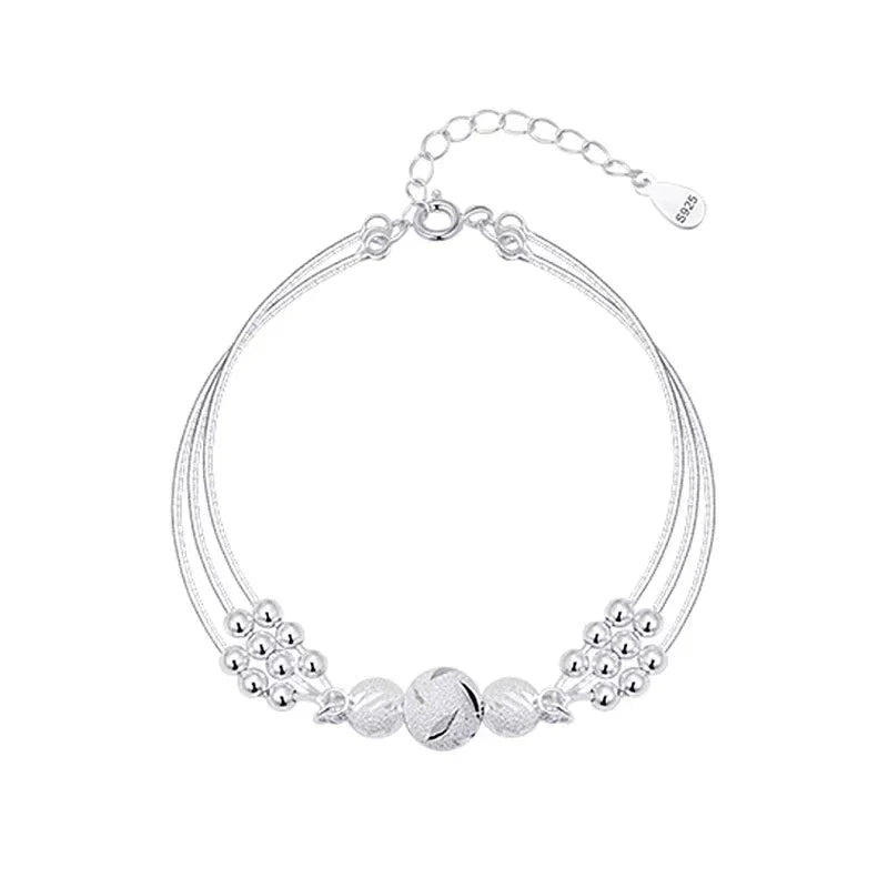 Bracelet en perles argentées