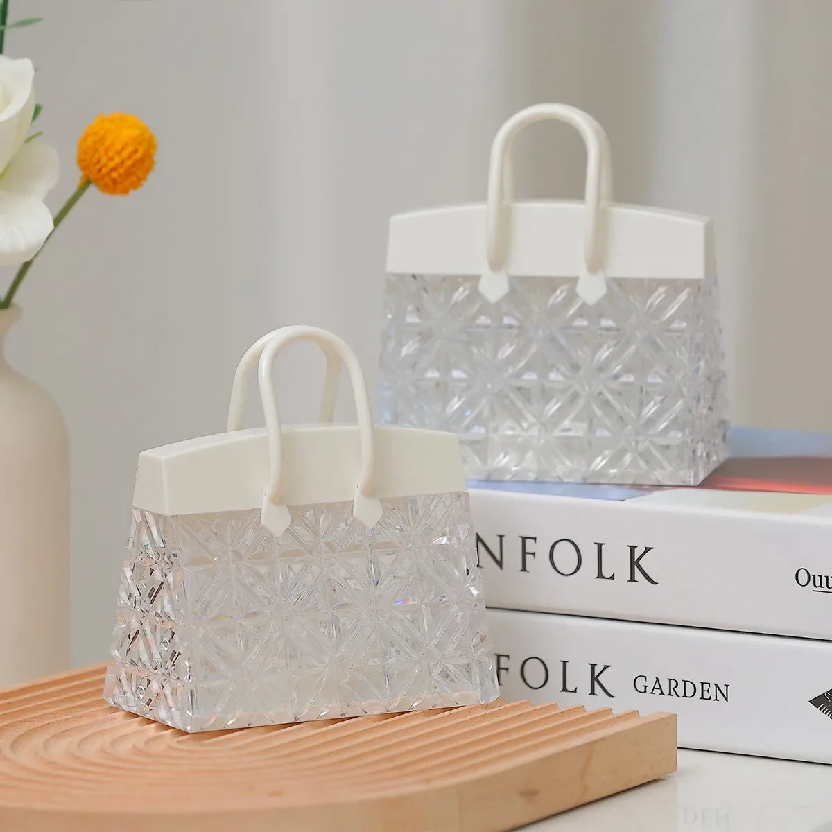Lampe de Nuit LED en Forme de Sac à Main en Cristal – Cadeau Chic & Créatif pour Filles & Mariages