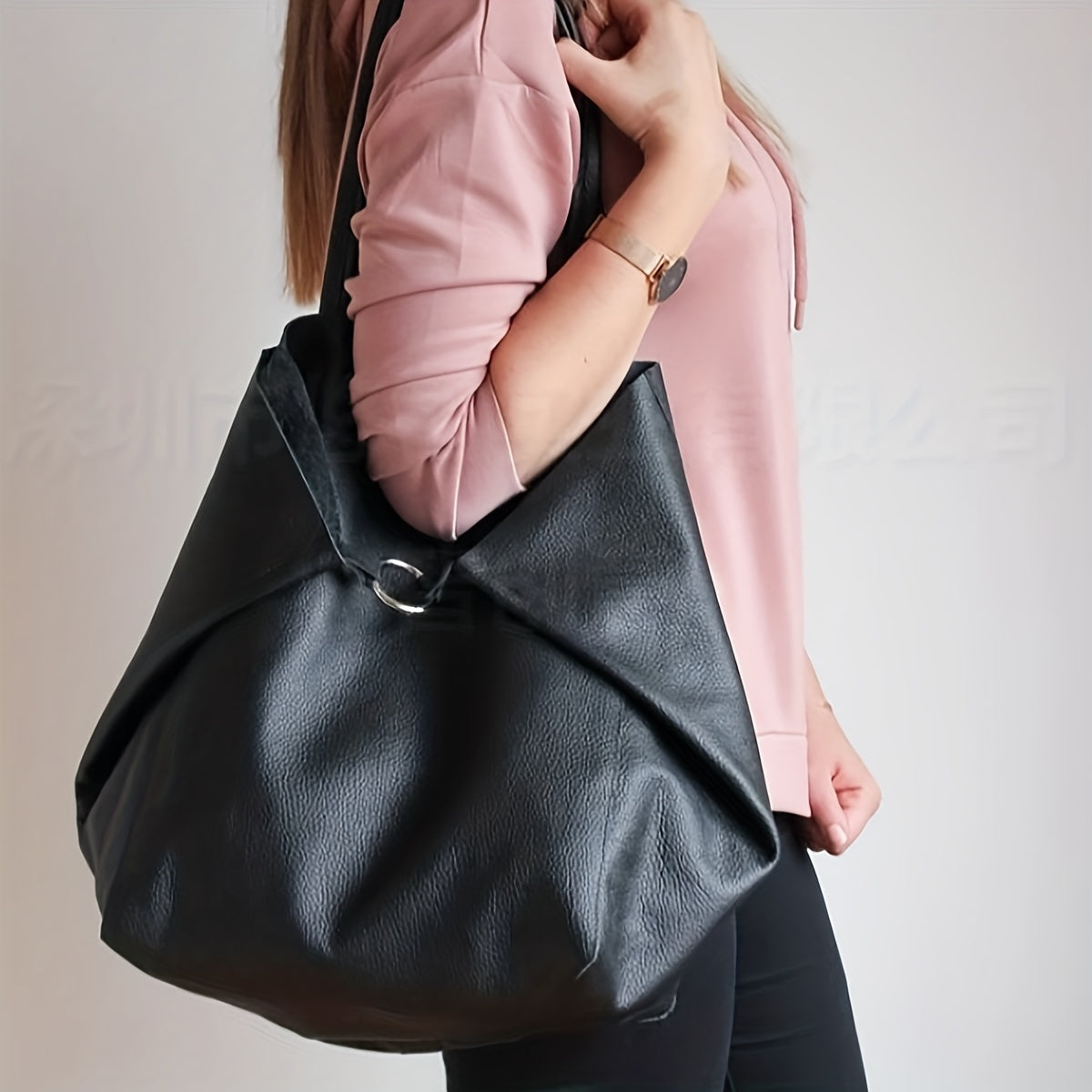 Tote Élégante Douce – Pratique et Tendance