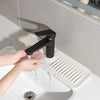 Tapis d'égouttage en silicone avec drainage automatique – DripGuard
