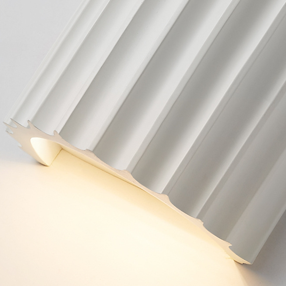 Applique Murale Ondulée Moderne – Design en Résine Élégant Haut & Bas