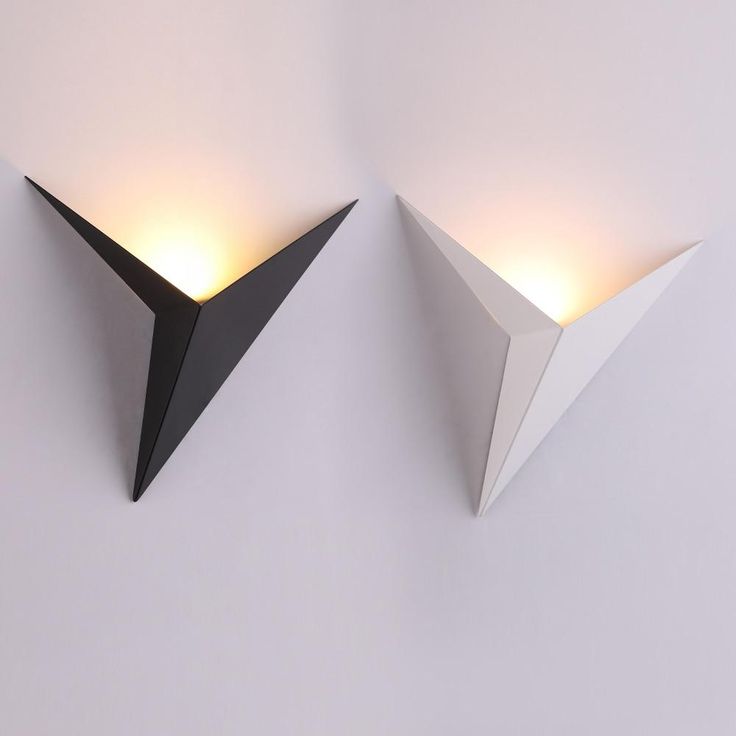Applique Murale Triangulaire Moderne - TrigoLux