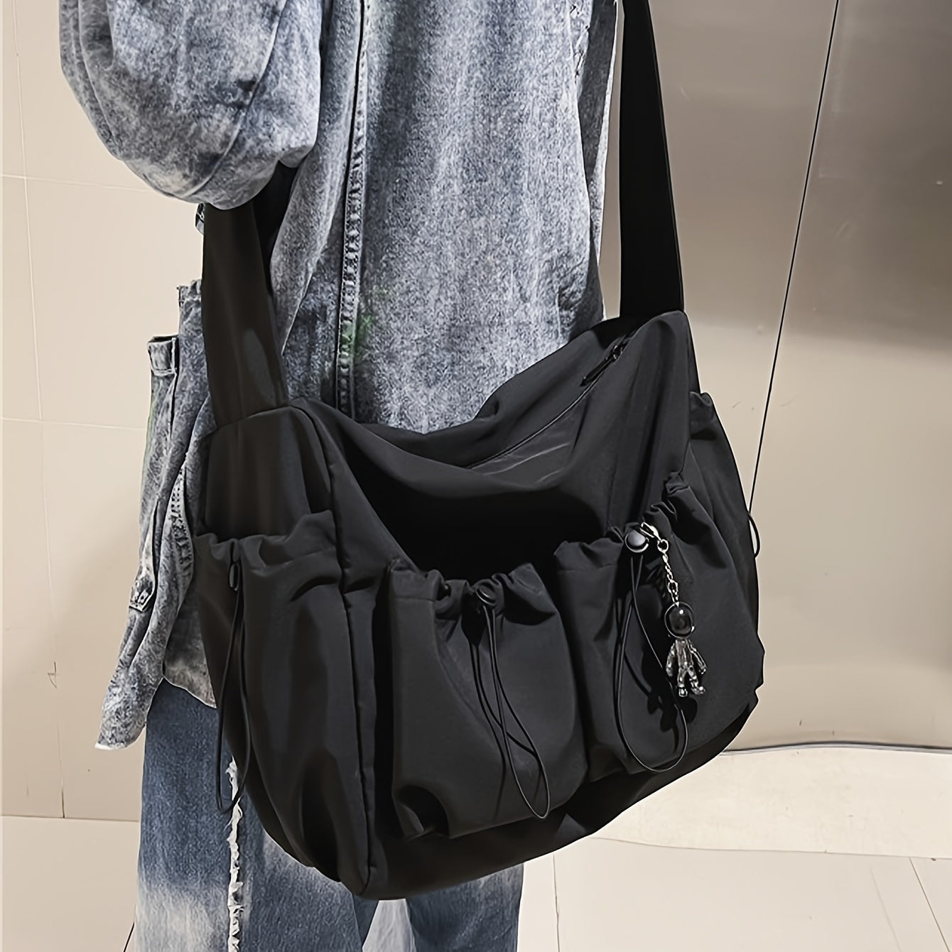 UrbanEase Sac Bandoulière – Sac à Dos avec Cordon de Serrage et Grande Capacité