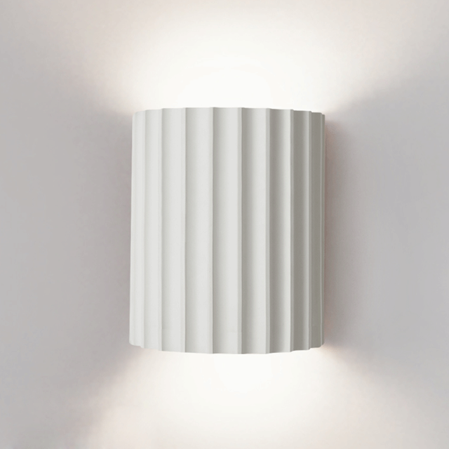 Applique Murale Ondulée Moderne – Design en Résine Élégant Haut & Bas