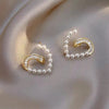 Boucles d'oreilles en forme de cœur avec perles et zirconium – Ameline