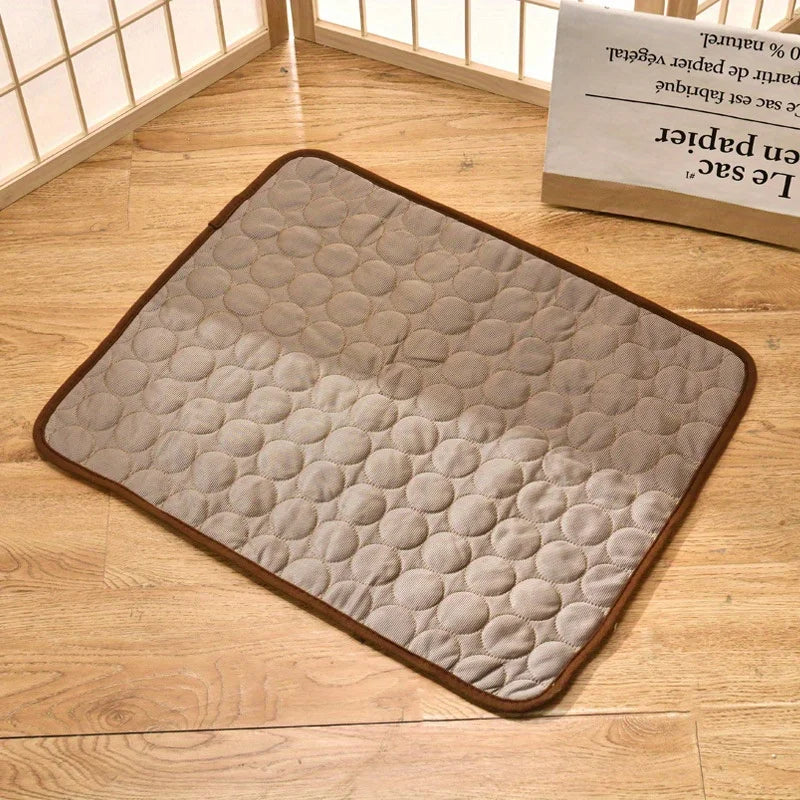 Tapis Rafraîchissant pour Animaux en Été - Tapis de Sommeil en Soie Glacée de 40 pouces pour Chiens et Chats