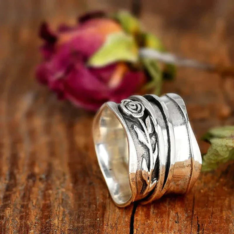 Bague en argent faite à la main avec motif floral - Violet