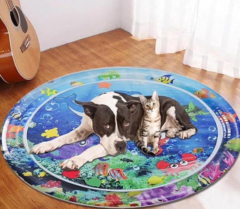 SplashTail | Le tapis de jeu durable est conçu pour permettre à votre chat de s'amuser sans fin.