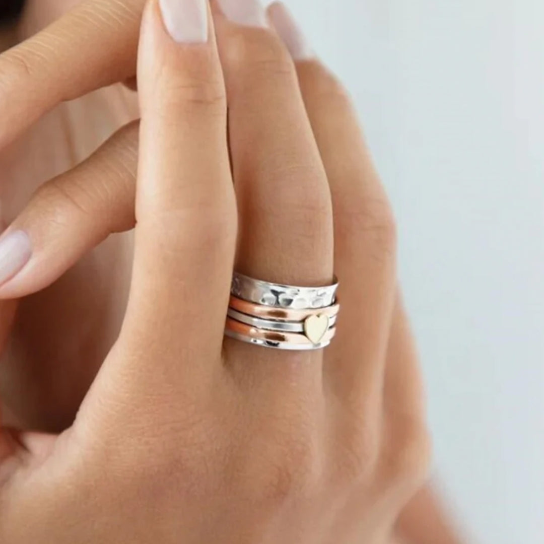 Bague Cœur Rotative – Amara