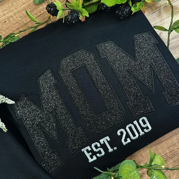 GlowMama | Célébrez votre parcours en tant que mère avec un sweat-shirt qui raconte votre histoire