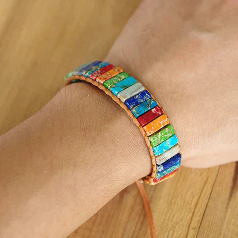Voyage Mystique – Bracelet en pierres de jaspe arc-en-ciel tibétain