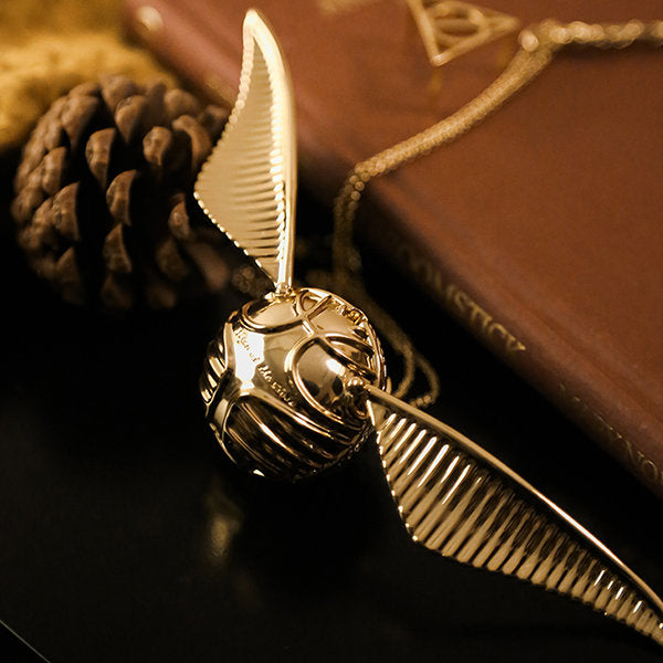 Boîte à Anneau Orb avec Ailes Dorées – Coffret à Bijoux de Luxe Portable