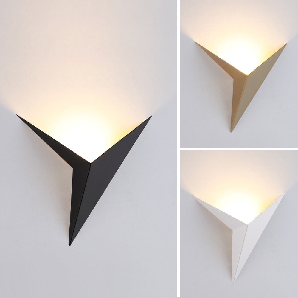 Applique Murale Triangulaire Moderne - TrigoLux