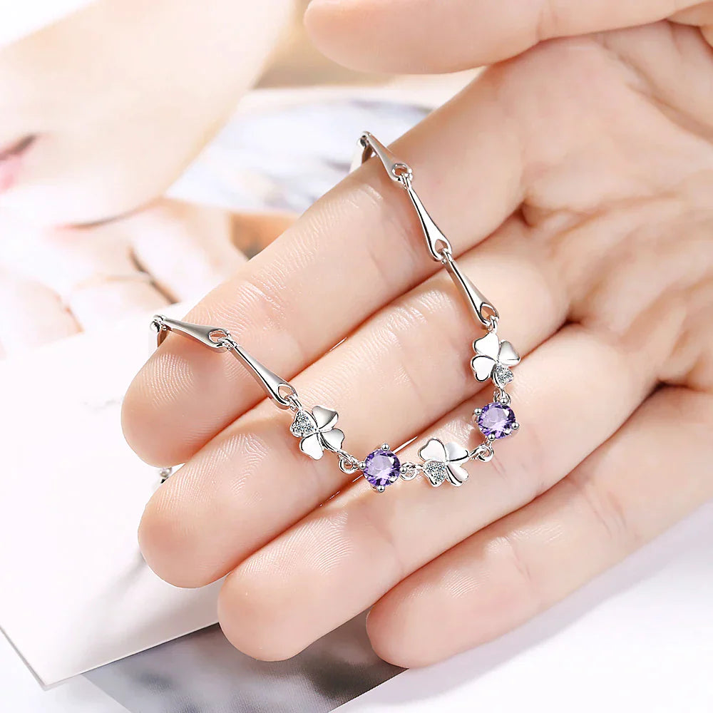 Bracelet porte-bonheur en trèfle à quatre feuilles