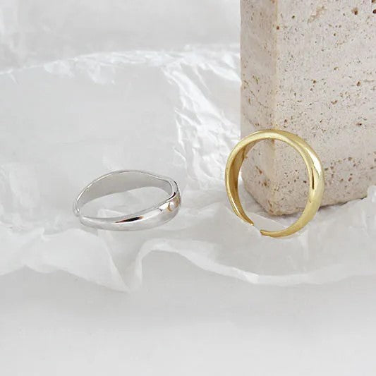 Bague ondulée simple en argent