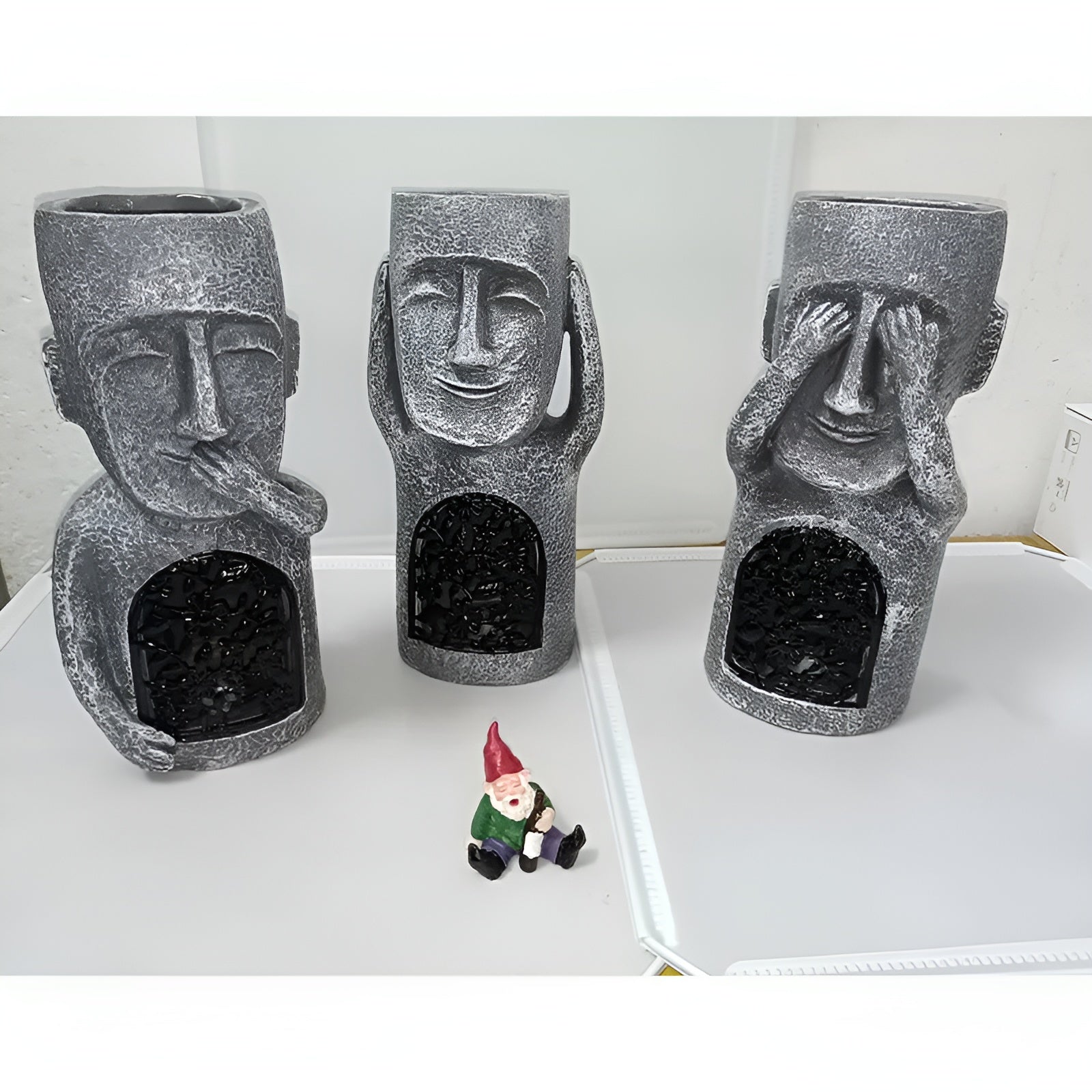 LuxeLumen Statues de Pâques Énergétiques Solaire | Décoration de jardin élégante avec éclairage d'ambiance