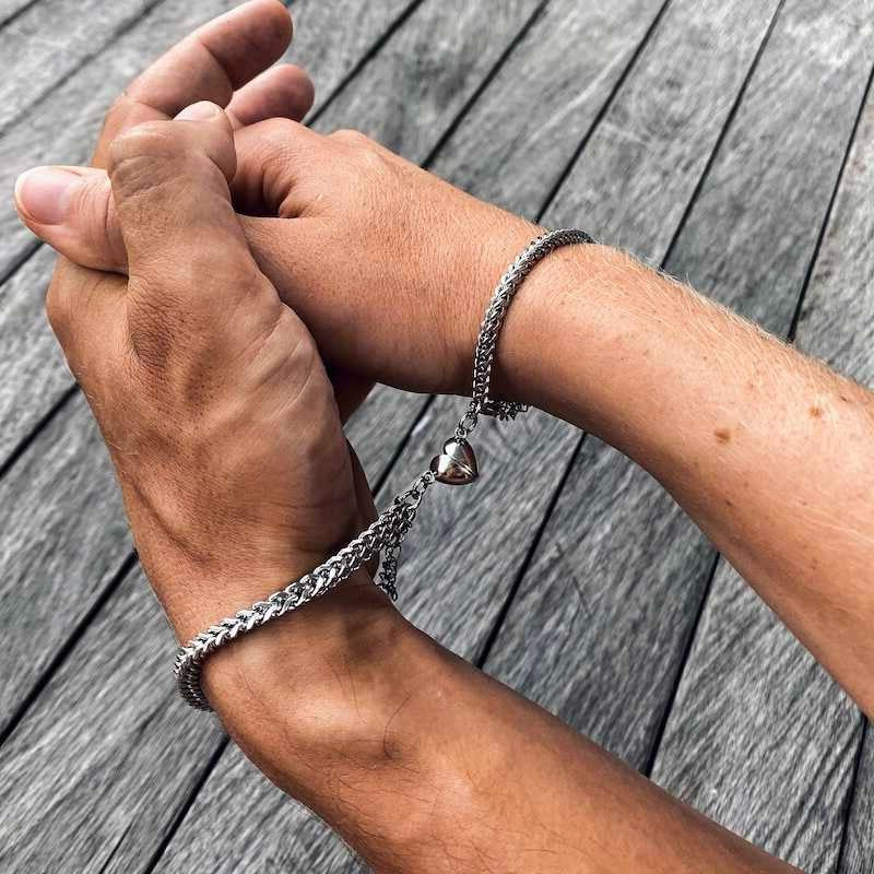 Bracelet en Cœurs Magnétiques - Parfait pour les couples