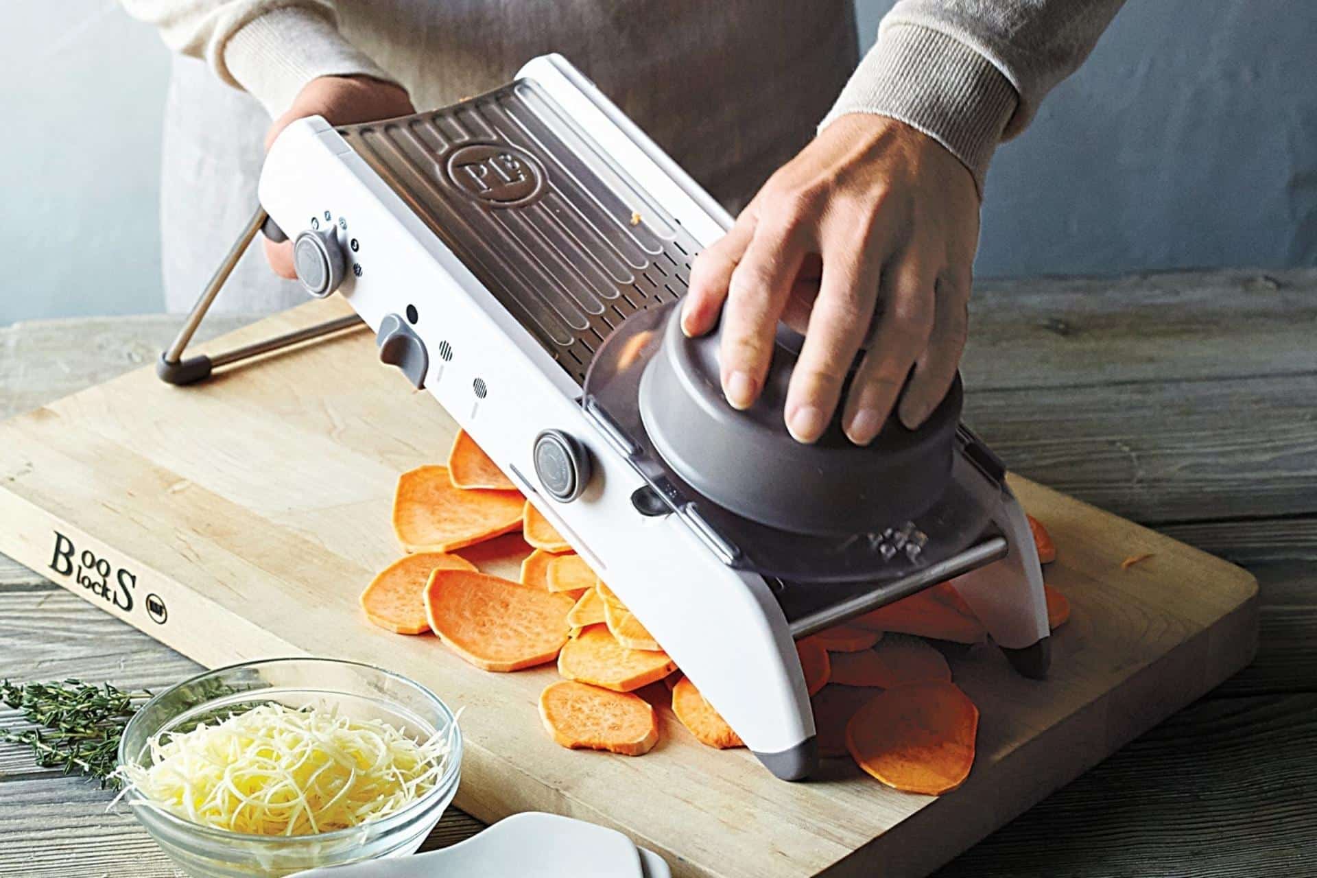 Tranche-légumes et râpe multifonctions | Mandoline professionnelle pour les pommes de terre, les carottes et les oignons