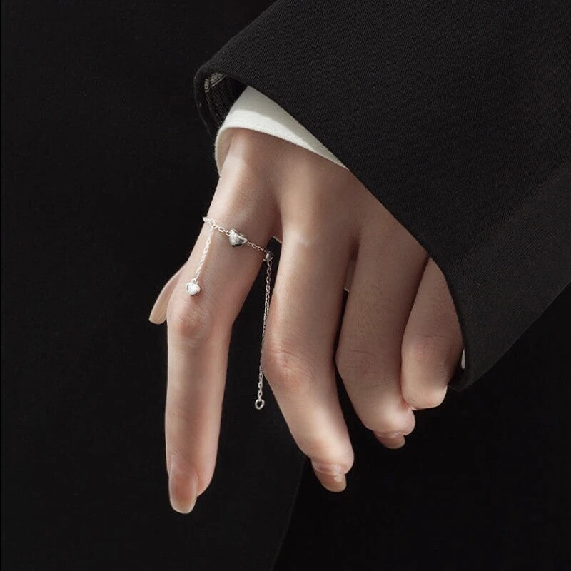 Bague en forme de cœur ajustable avec franges