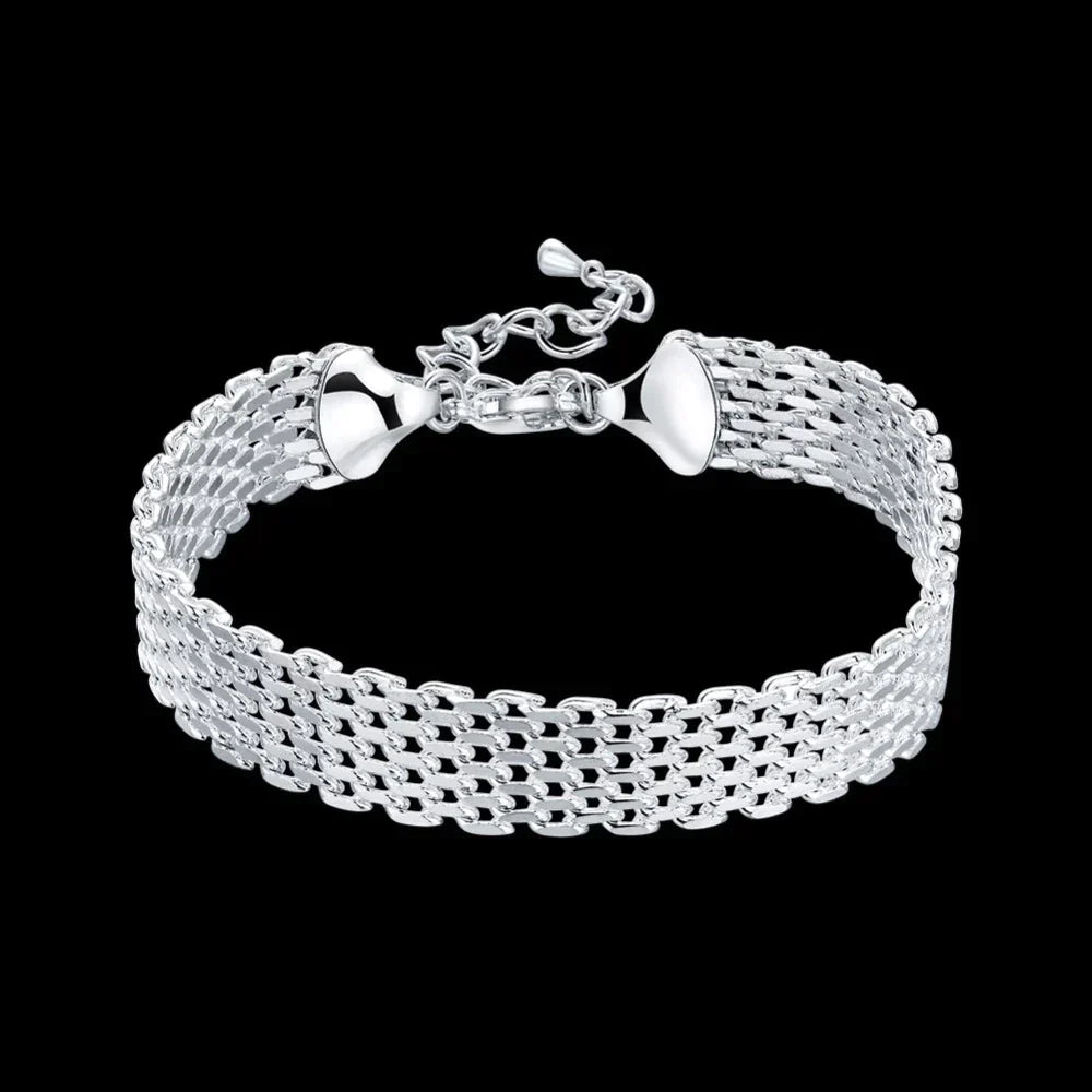 Bracelet porte-bonheur tressé en argent