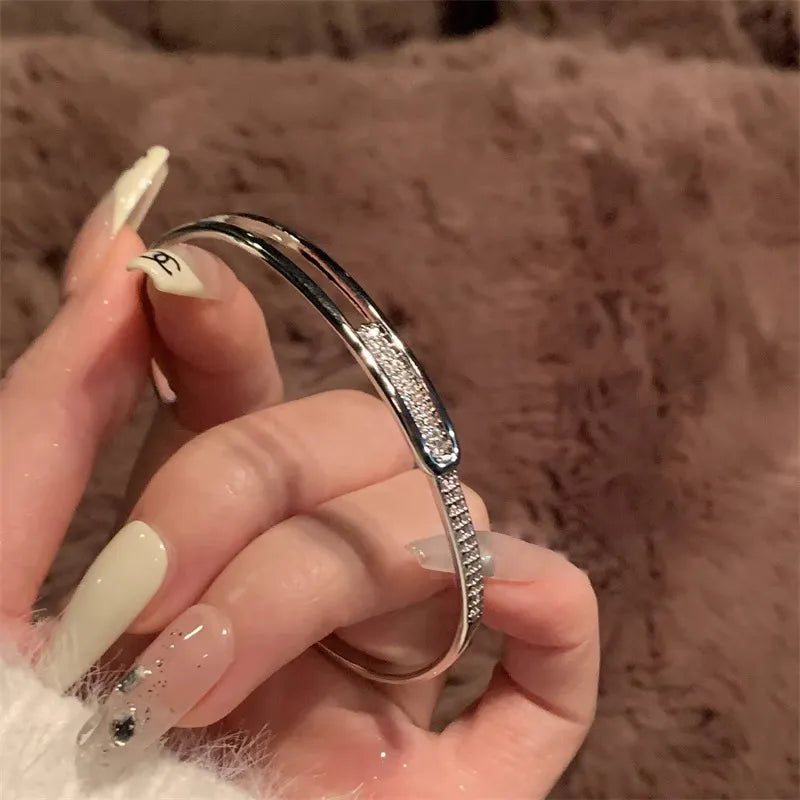 Bracelet ouvert en argent sterling 925 avec zirconia