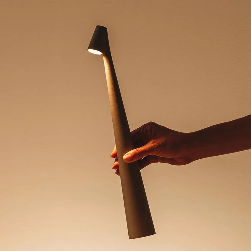 ElegantLight | Créez l'atmosphère idéale à tout moment grâce à un éclairage simple et élégant