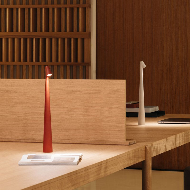 ElegantLight | Créez l'atmosphère idéale à tout moment grâce à un éclairage simple et élégant