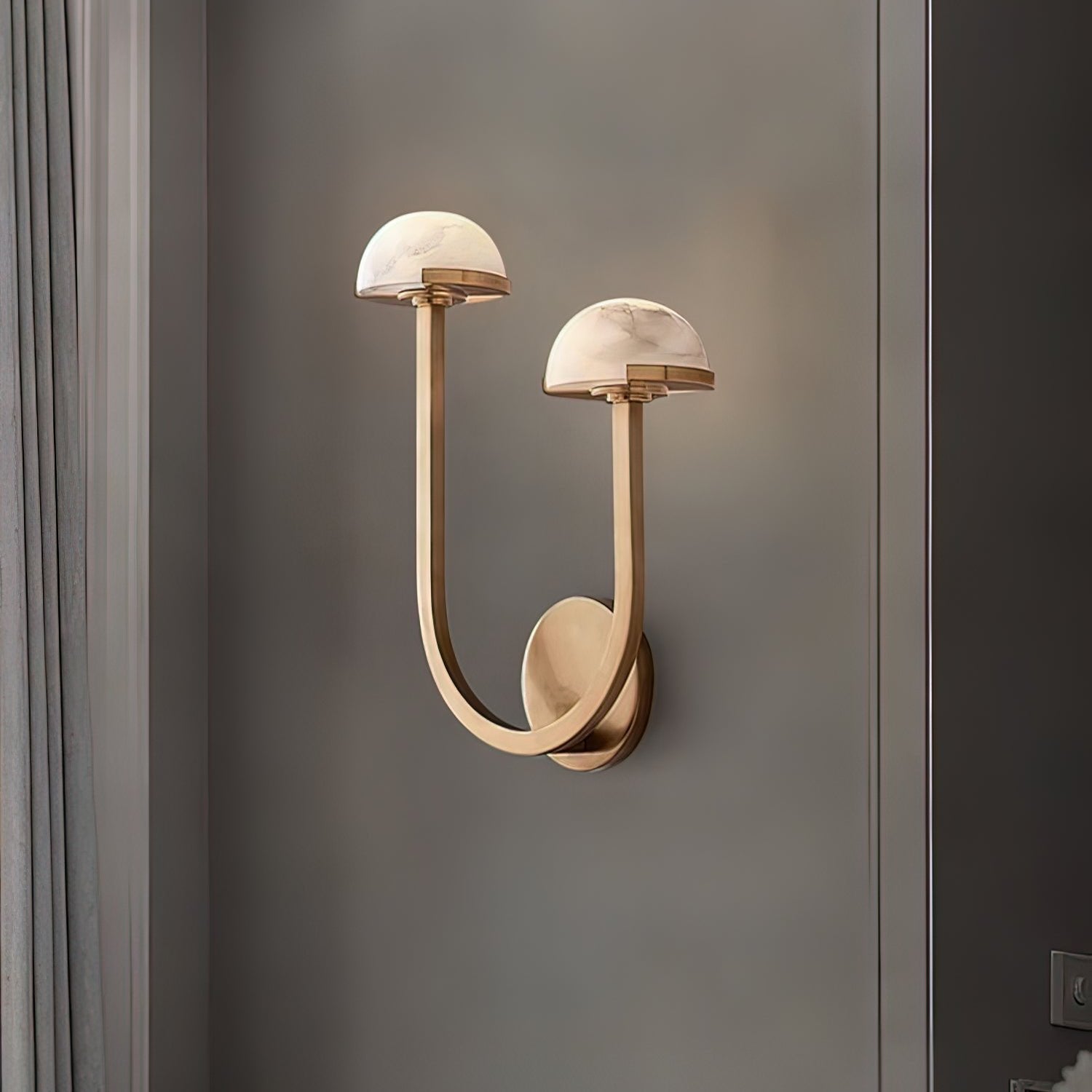 Applique Murale Champignon en Albâtre – Design en Pierre Naturelle Élégant avec Éclat LED Chaleureux