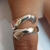 Bague d'étreinte en argent