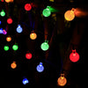 Lumières de Fête Solaire en Boules de Cristal LuxeGlow | Décor LED enchanteur pour célébrations en extérieur et occasions festives