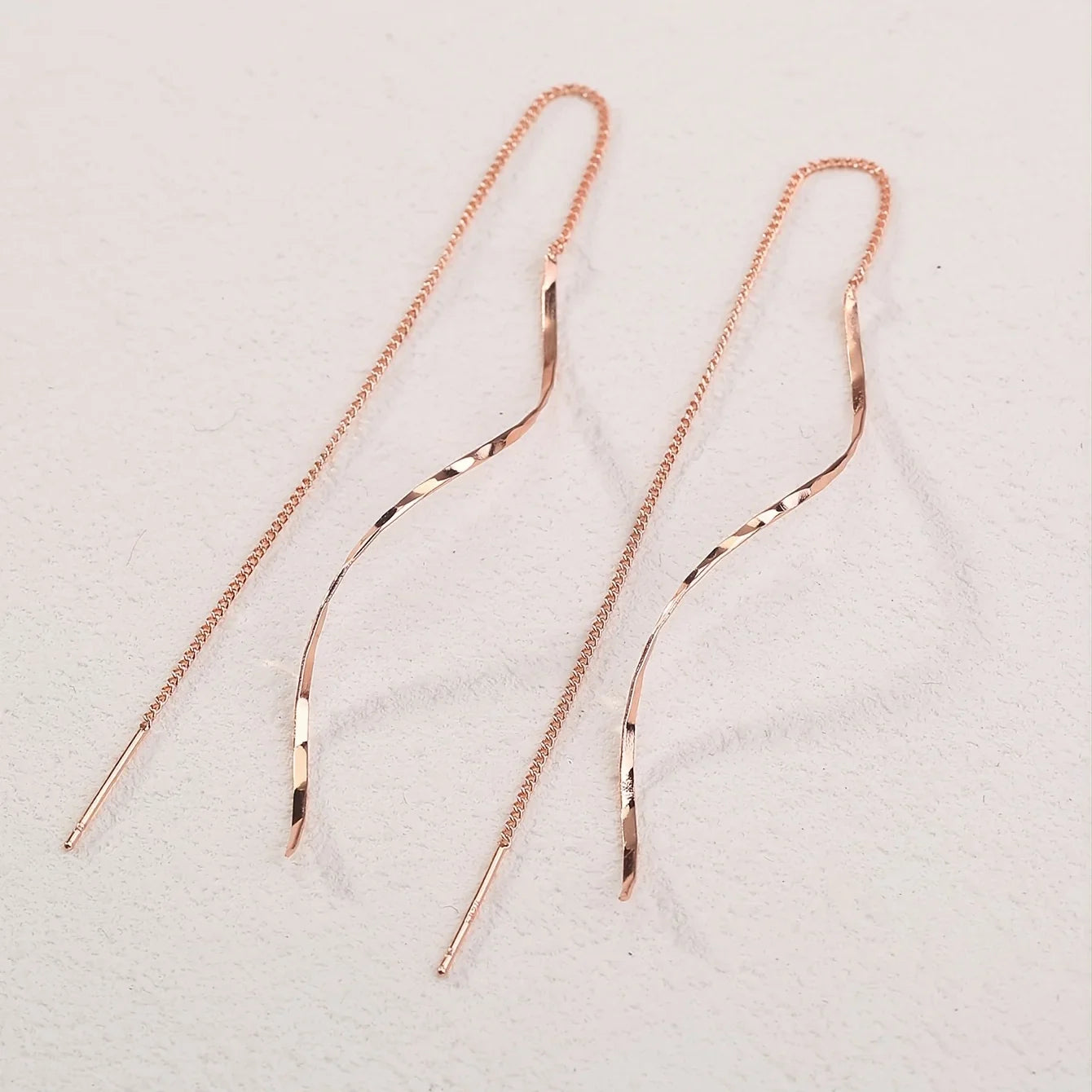 Boucles d'oreilles en forme de vagues