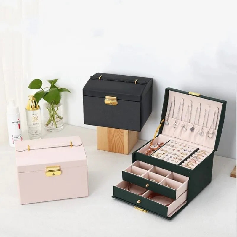 Boîte à bijoux à trois niveaux