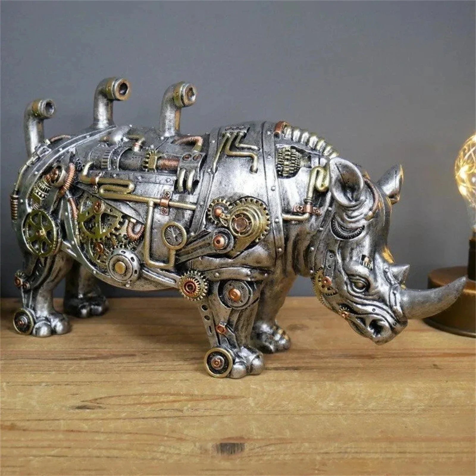 ArtisanForge Steampunk Sculpture Animale | Impressionnant ornement animal mécanique qui enrichit la décoration industrielle chic avec une élégance artistique unique